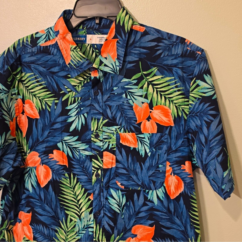 Old Navy Everyday Men's Woven Cotton/Spandex SS Button-Up Tropical L Blue #267